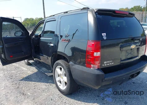2007 Chevrolet Tahoe Ltz z USA, uszkodzony, nr VIN 1GNFC130X7R275522